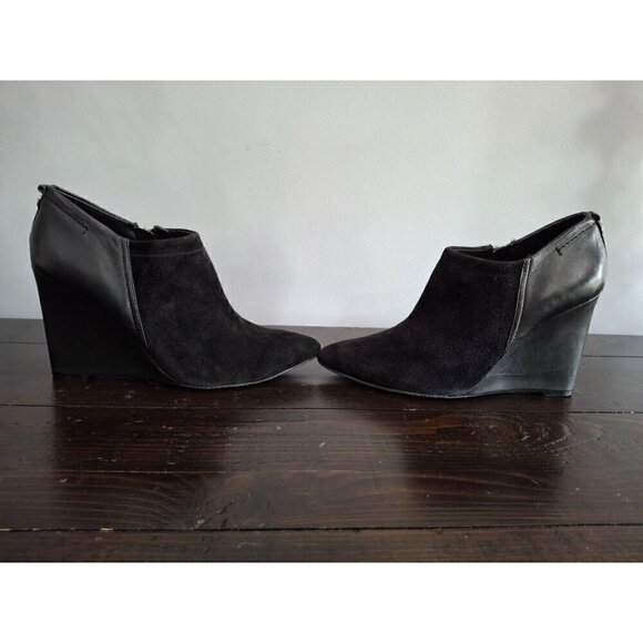 Vince Camuto Black Leather Kemper Pointed Toe Bootie/pre-owned, Sz. 7.5M - Picture 4 of 10